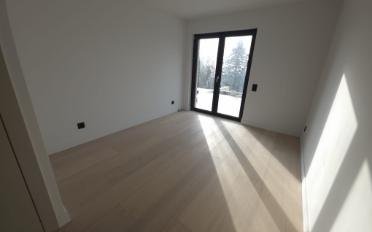 Villa - image - 10