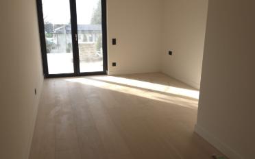 Villa - image - 12