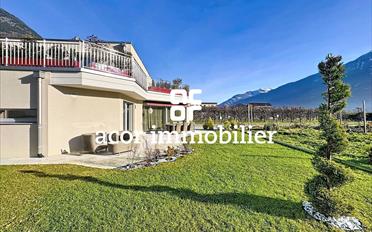 Villa 6.5 Zimmer - image - 1