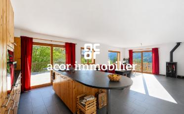 Chalet 5.5 pièces - image - 2