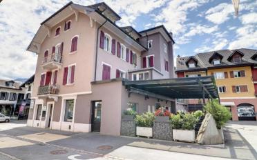 Mixed use property - image - 1
