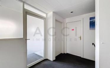 Office - image - 2