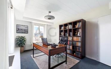 Bureau - image - 8
