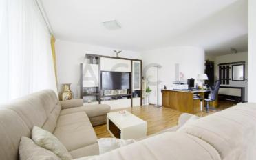 Apartment 4 rooms - image - 6