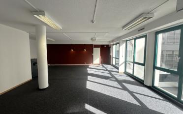 Bureau - image - 13