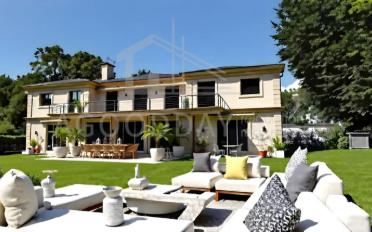 Villa 11 pièces - image - 1