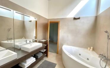 Single house 11 rooms - image - 9