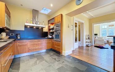 Single house 10.5 rooms - image - 6