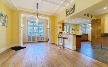 Single house 10.5 rooms - image - 8