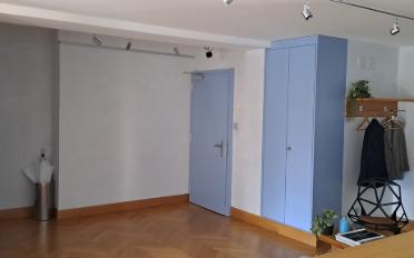 Office - image - 3
