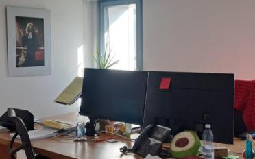Office - image - 10