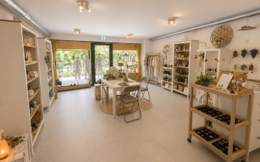Shop - image - 2