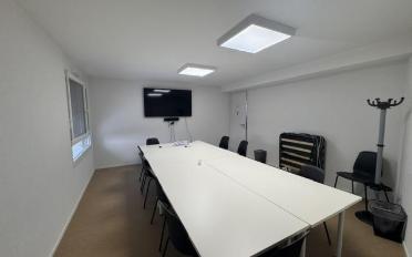 Office - image - 4