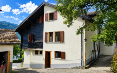 Einfamilienhaus 9.5 Zimmer - image - 2