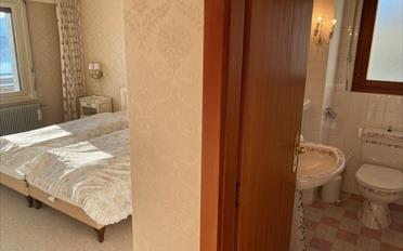 Apartment 5 rooms - image - 14
