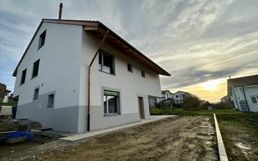 Maison jumelée 5.5 pièces - image - 2