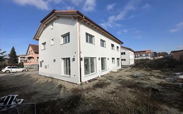 Maison jumelée 4.5 pièces - image - 2