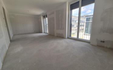 Office - image - 4