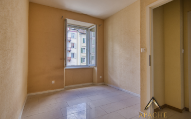 Apartment - image - 14