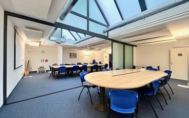 Office - image - 1