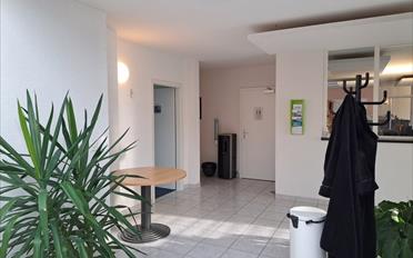 Office - image - 11
