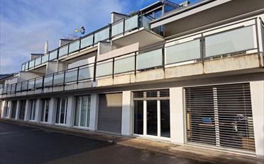 Office - image - 12