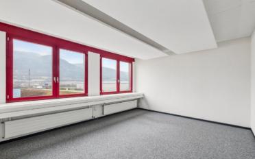 Office - image - 4