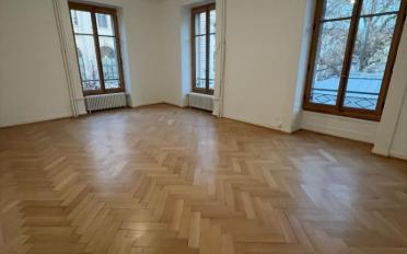 Office - image - 3