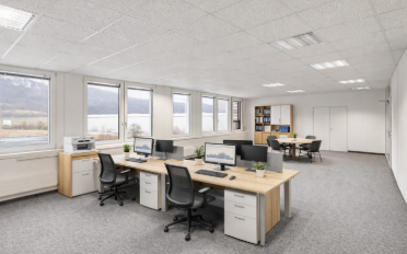 Office - image - 4