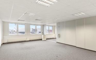 Office - image - 7