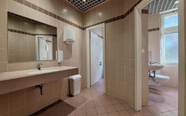 Office - image - 9