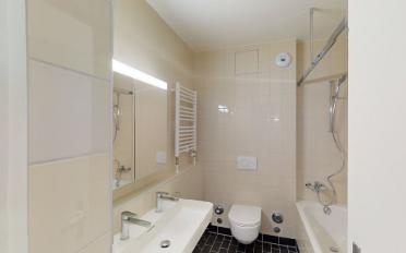 Apartment 4 rooms - image - 6
