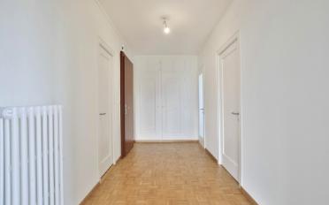 Apartment 5 rooms - image - 2
