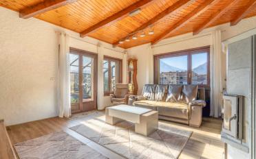 Villa 7.5 pièces - image - 2