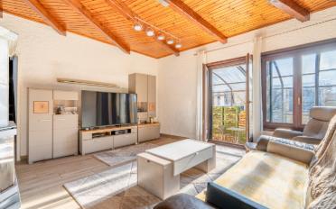 Villa 6.5 pièces - image - 2