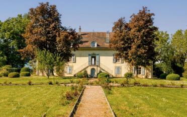 Single house 17 rooms - image - 1