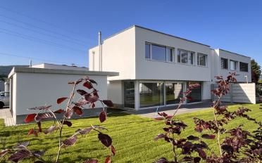 Bifamiliar house 5.5 rooms - image - 1