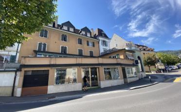 Mixed use property - image - 2
