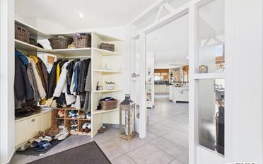 Villa 6.5 pièces - image - 2