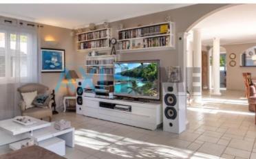 Villa 7.5 Zimmer - image - 4