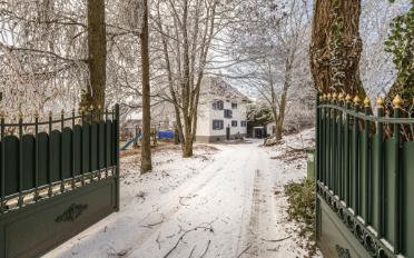 Single house 8.5 rooms - image - 1