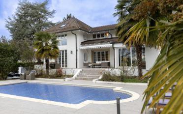 Einfamilienhaus 10 Zimmer - image - 1