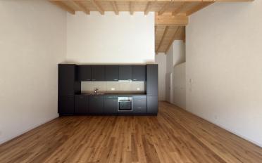 Attique 2.5 pièces - image - 1