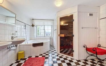 Maison 16 pièces - image - 11
