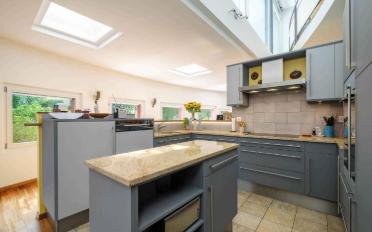 Villa 9 Zimmer - image - 5