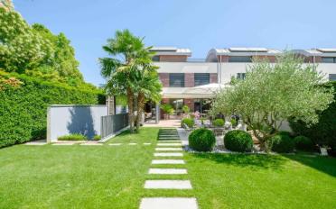 Maison contiguë 7 pièces - image - 1