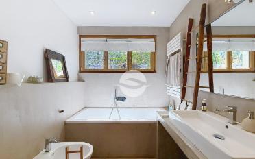 Maison contiguë 7 pièces - image - 10