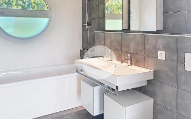 Einfamilienhaus 8.5 Zimmer - image - 13