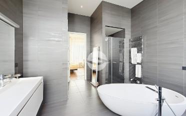 Apartment 6 rooms - image - 9