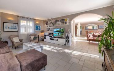 Villa 7.5 Zimmer - image - 5